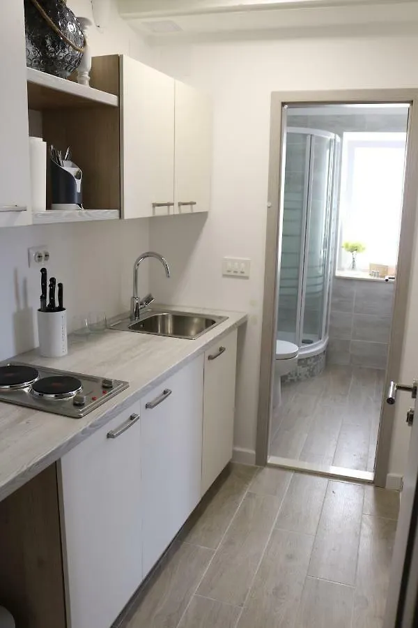 Gasthof Trogir Square Apartment