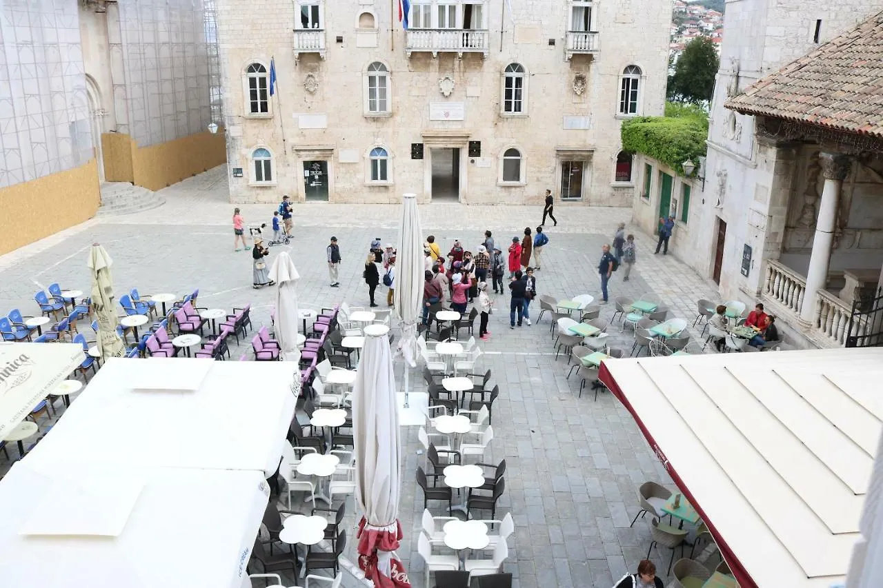 Trogir Square Apartment Guest house